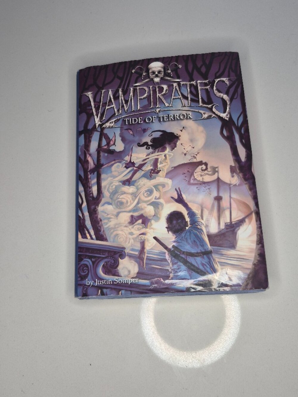 Vampirates: Tide of Terror - Hardcover By Somper, Justin - GOOD